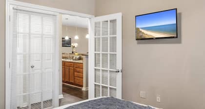 Huntsville Mid-City Serenity Oasis - Private Apartment in Gated Community