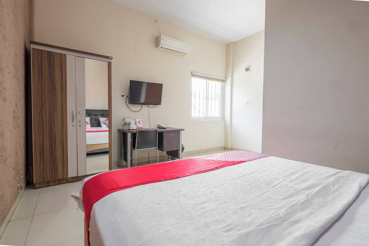 Standard Suite, 1 Double Bed | Free WiFi, bed sheets
