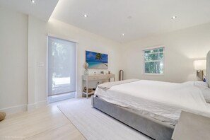 3 quartos, ferros/tábuas de passar roupa, Wi-Fi de cortesia