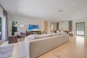 Smart TV, aparelho de som