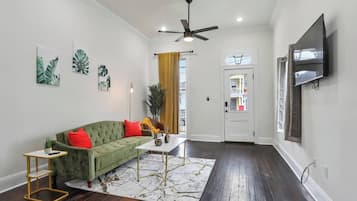 TV, fireplace, offices