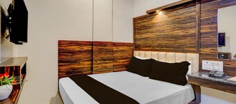 Townhouse Zero Mile Gandhi Setu