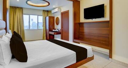 Townhouse Zero Mile Gandhi Setu