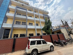 Front of property - Hotel Tanwar (Jaipur)