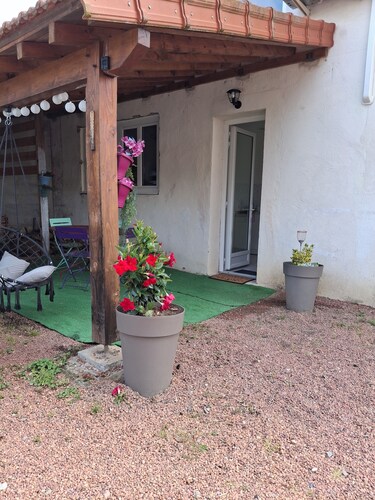 Petite maison campagne en ville