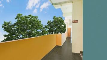 House | Kawasan hartanah