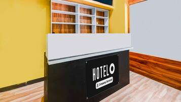 House | Meja sambut tetamu