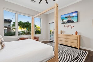 4 bedrooms, desk, iron/ironing board, travel cot