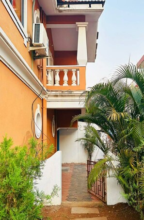 Apartment, 2 Bedrooms, Balcony | Balcony - Reev's Homestay, Luxury 2 Bedroom Apartment (Cansaulim)