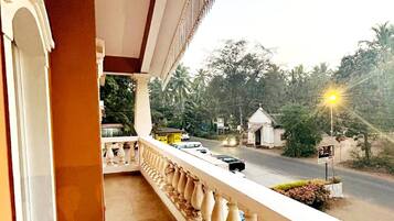 Apartment, 2 Bedrooms, Balcony | Balcony