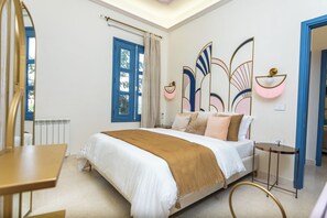 2 bedrooms, internet, bed sheets