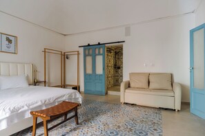 Basic Apartment, 1 Queen Bed with Sofa bed, Balcony