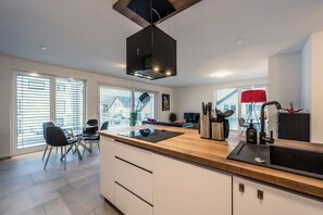 Interior - Delightful 2 Room Apartment USM I Fireplace & Balcony I Panzer KaserneI Family (Böblingen)