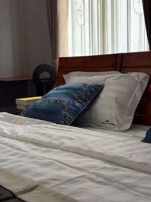 Classic Double Room | Desk, laptop workspace, free WiFi