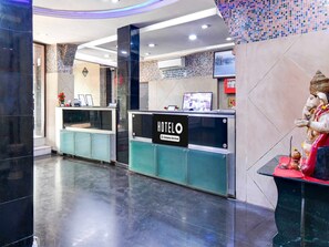 House | Reception