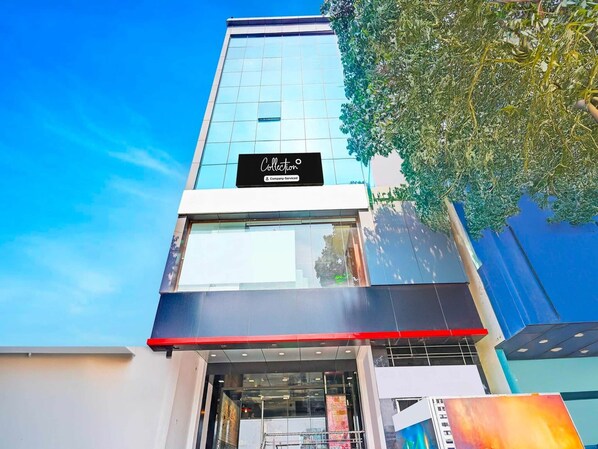 House | Bahagian luar