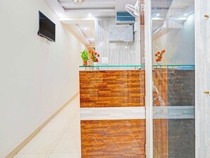 獨棟房屋 | 接待櫃台