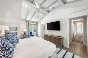 5 bedrooms, desk, free WiFi, bed sheets