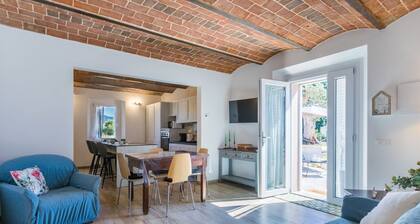 Beautiful apartment for 6 guests with A/C, WIFI and pets allowed