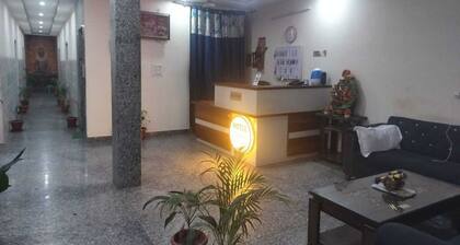 Hotel O Sector 52 Chandigarh Formerly Hari Residency