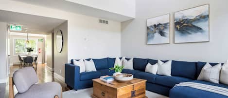 TV, fireplace, offices