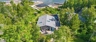 Welcome to Sunset Cove — a serene cozy waterfront cottage near Tobermory, where turquoise waters meet star-filled skies. Enjoy sunsets, Northern Lights, a private dock, and cozy nights by the fire. Your unforgettable escape awaits.