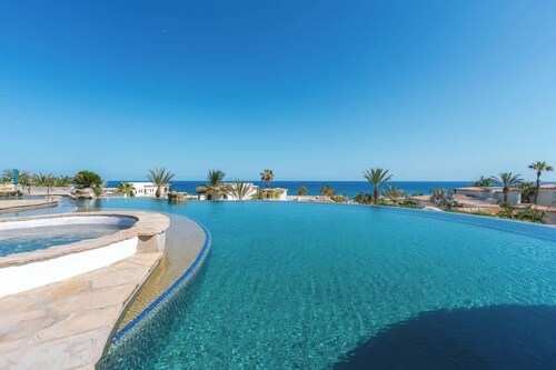 Luxurious Ocean View Retreat at El Encanto!