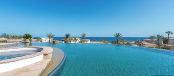 Luxurious Ocean View Retreat at El Encanto!