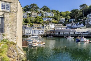 Marina - Ye Olde Bark House, Polperro Harbour (Polperro)