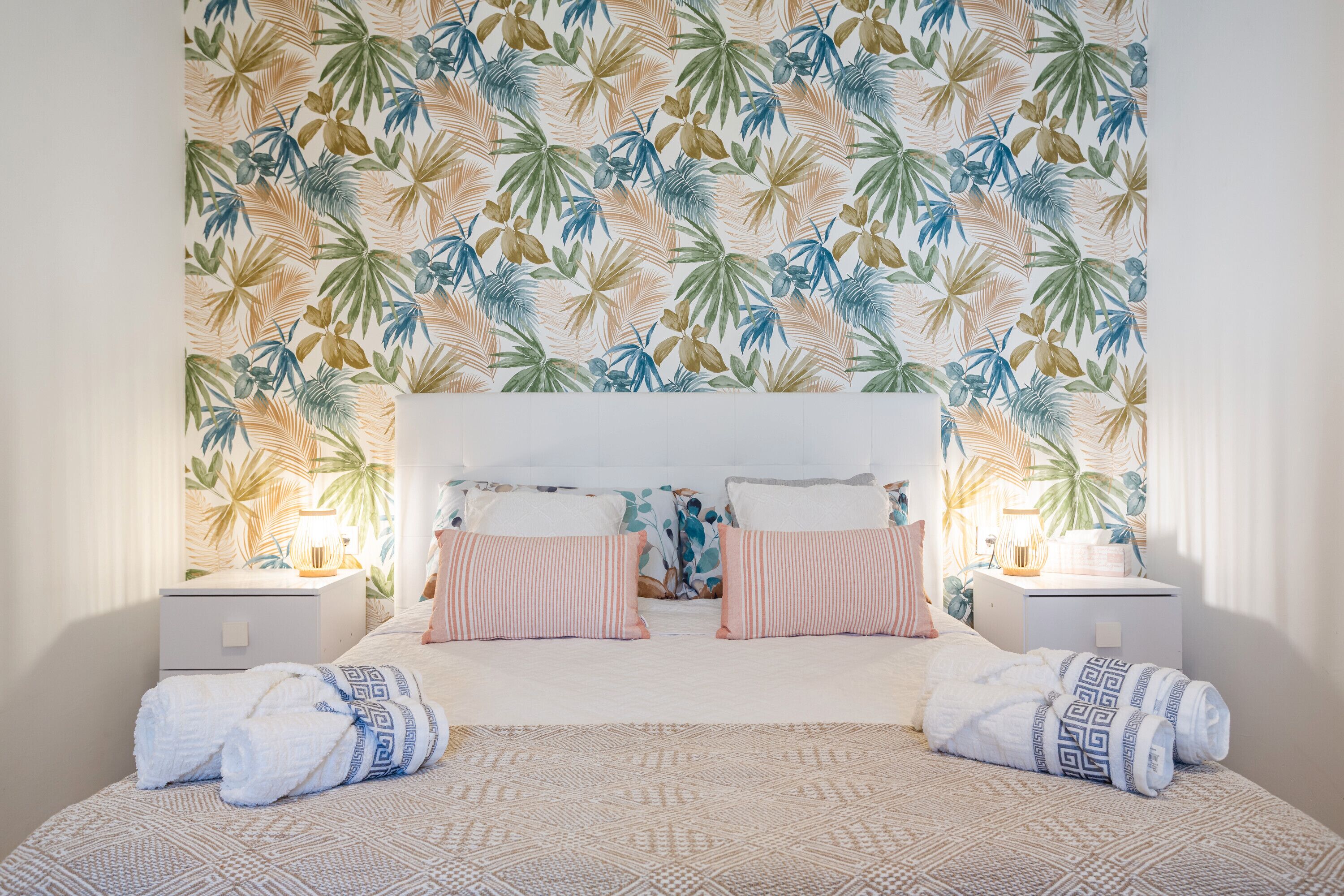 3 slaapkamers, een strijkplank/strijkijzer, wifi, beddengoed