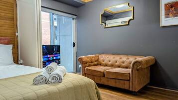 1 bedroom, iron/ironing board, WiFi, bed sheets