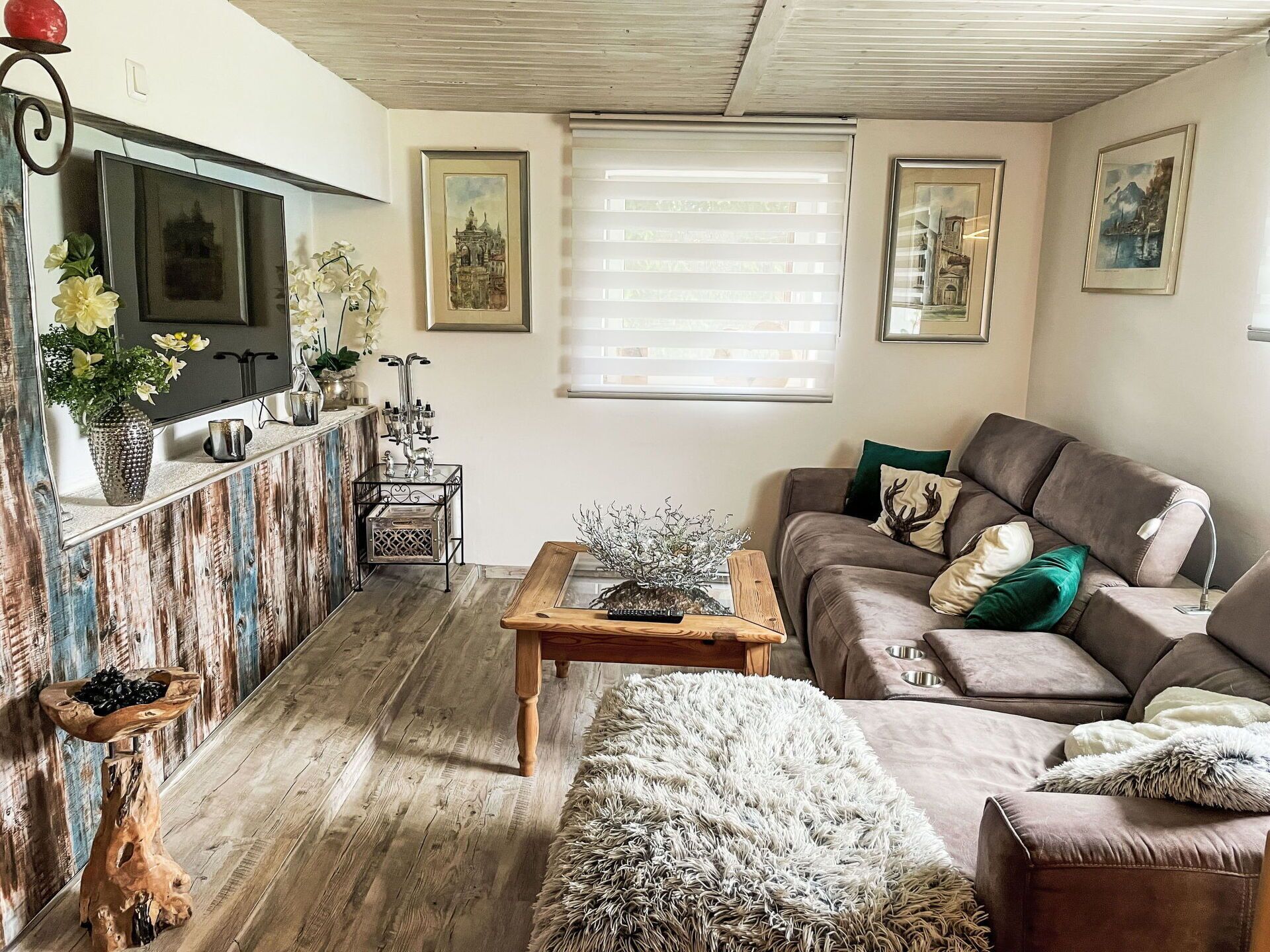 Fernseher, Kamin