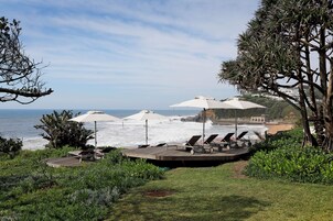 Family Villa, 3 Bedrooms, Private Pool, Ocean View | Premium bedding, down comforters, pillowtop beds, minibar