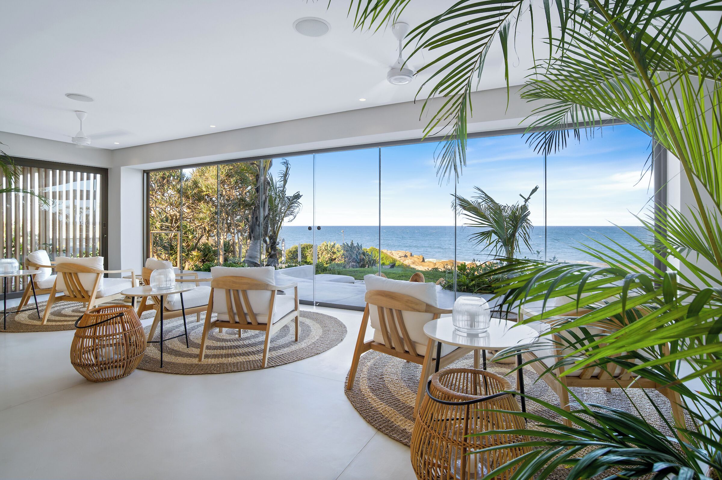 Smart TV de 42 pulgadas con canales por cable