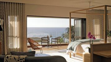 Luxury Suite, 1 King Bed, Balcony, Ocean View | Premium bedding, down duvets, pillow-top beds, minibar