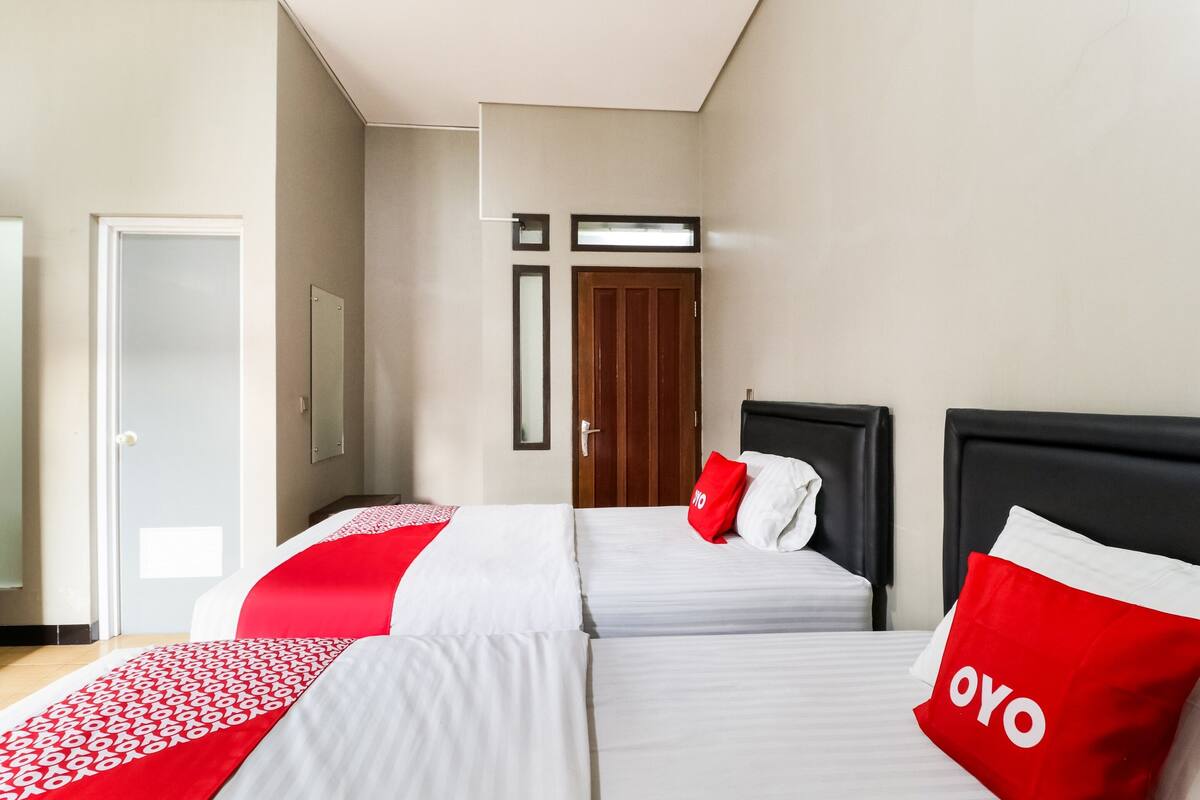 ห้องดีลักซ์ทวิน | โต๊ะทำงาน, Wi-Fi ฟรี, ผ้าปูที่นอน
