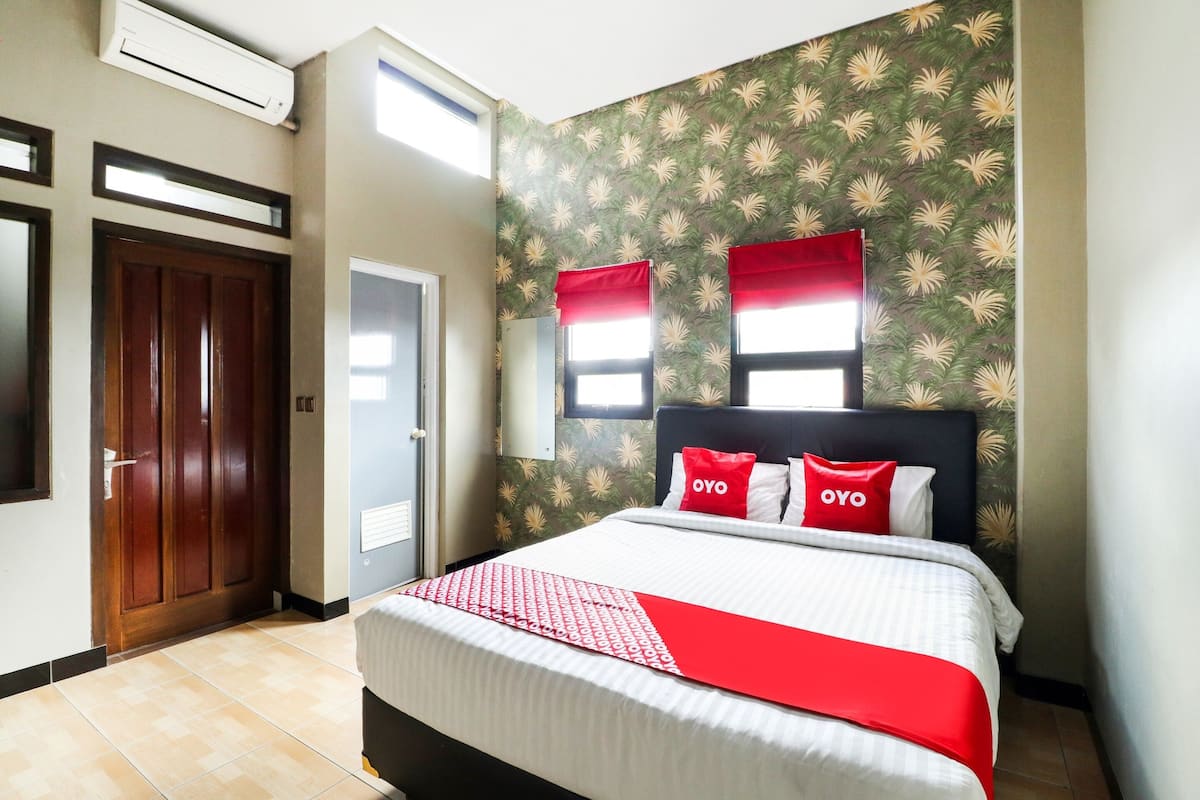 ห้องดีลักซ์ดับเบิล | โต๊ะทำงาน, Wi-Fi ฟรี, ผ้าปูที่นอน