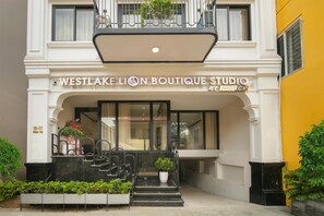 Front of property - Westlake Lion Boutique Studio & Spa (Hanoi)