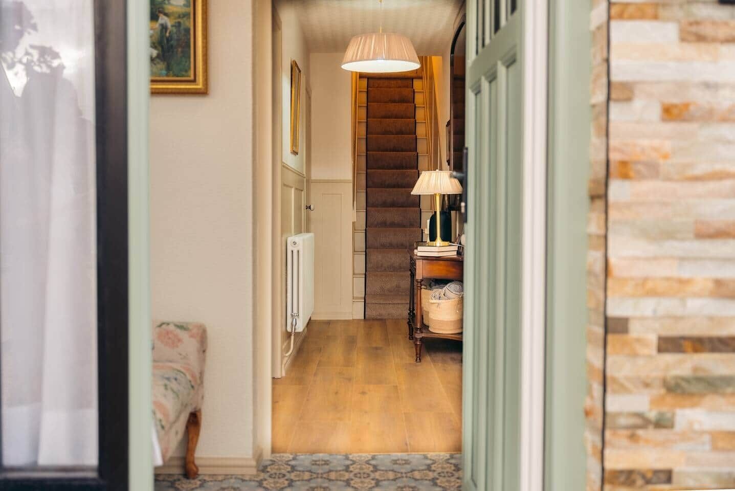 2 間睡房、熨斗/熨衫板、Wi-Fi、床單