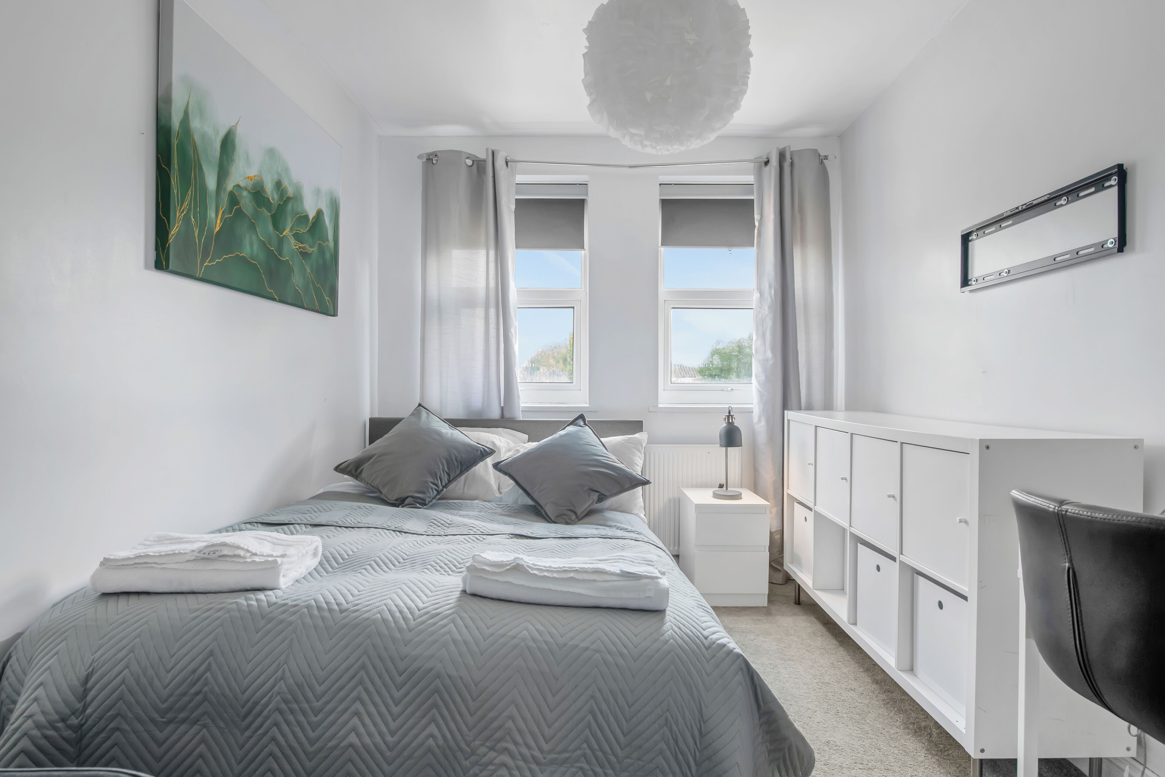 Iron/ironing board, free WiFi