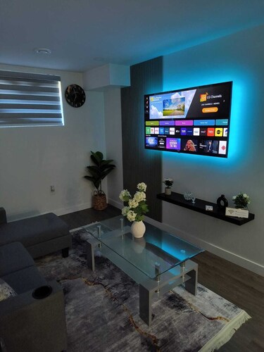 ArbyManie’s Brand-New Basement Apartment – Peaceful & Perfectly Located!
