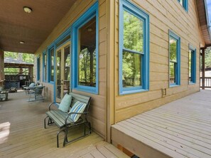 Unclassified image, 5 of 49, button - Bear Hollow – Luxury Mountain Cabin Rental for Families & Groups (Cleveland)