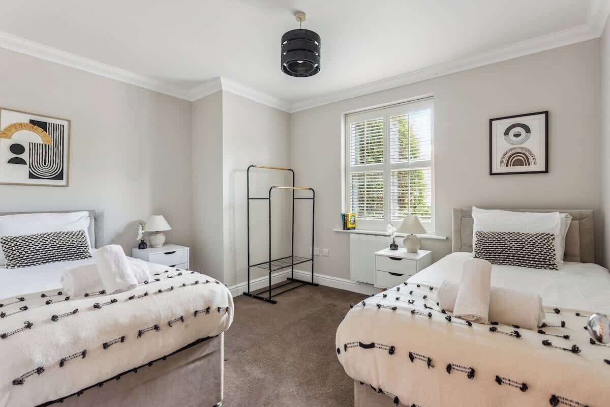 2 bedrooms, iron/ironing board, travel crib, WiFi