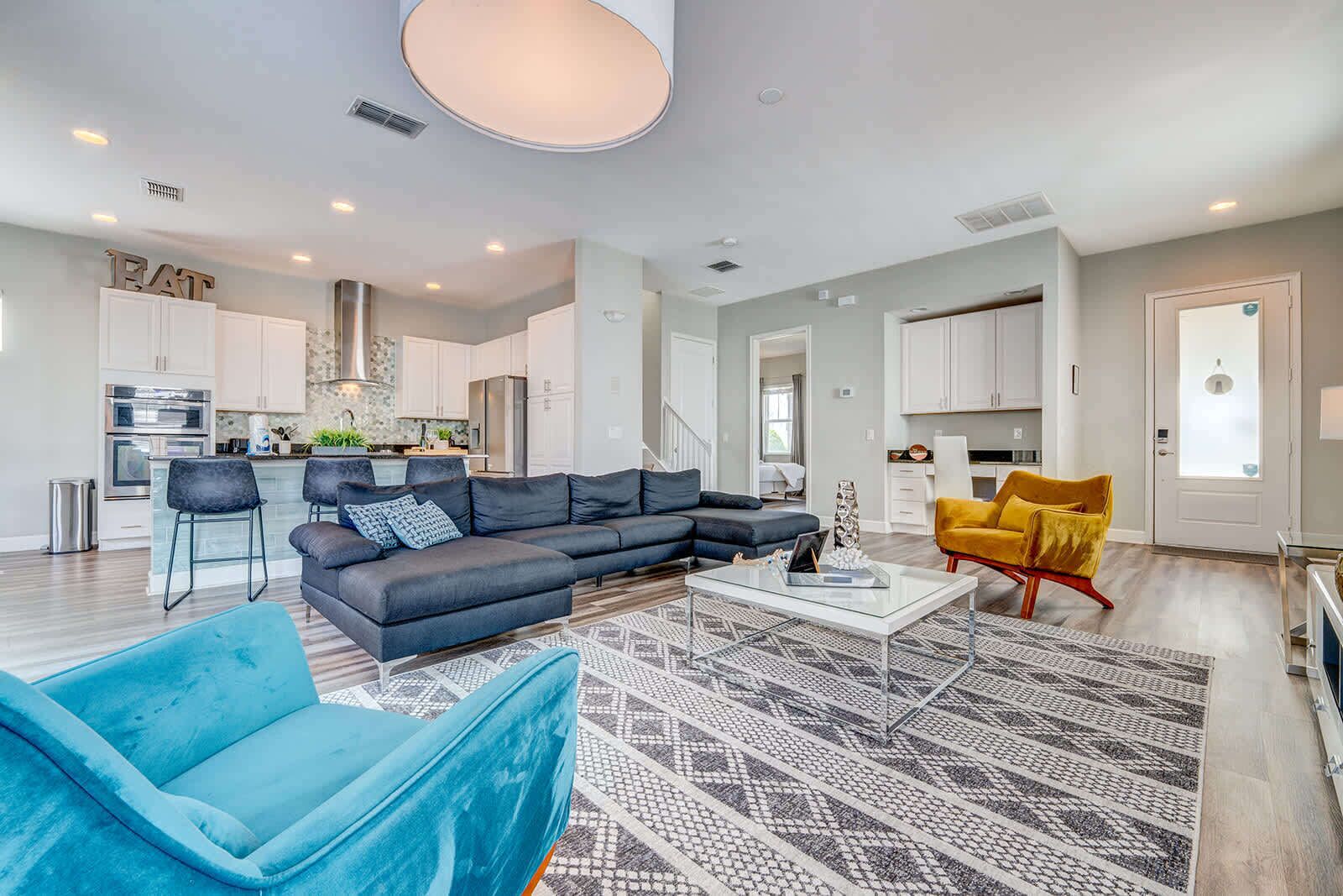 Télévision, espaces bureaux