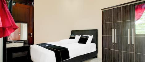 Bureau, accĂšs au Wi-Fi (inclus), literie fournie