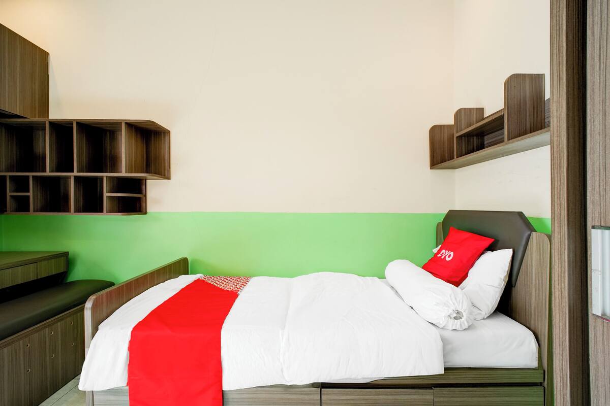 Standard Single Room | Desk, free WiFi, bed sheets
