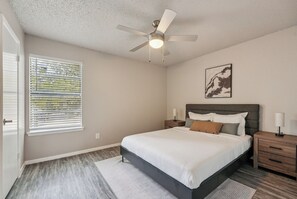 2 bedrooms, desk, iron/ironing board, travel cot