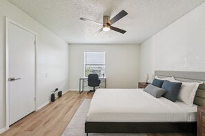 2 bedrooms, desk, iron/ironing board, WiFi