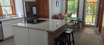 NEW! Adorable 2BR/1BA | Sunporch | Smart Kitchen