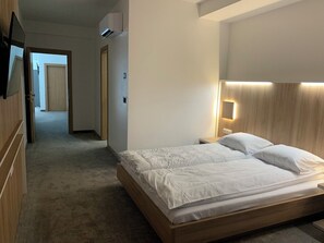 2 bedrooms, iron/ironing board, WiFi, bed sheets - Apartment OneClickRent_09 Smart House (Chișinău)